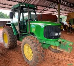 Trator John Deere 6615