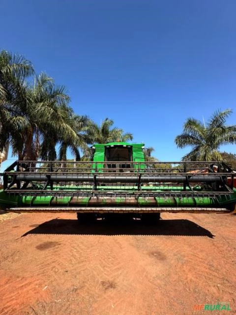Imagem Colheitadeira John Deere 1550 Imagem Colheitadeira John Deere 1550