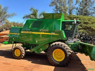 Imagem Colheitadeira John Deere 1550 Imagem Colheitadeira John Deere 1550