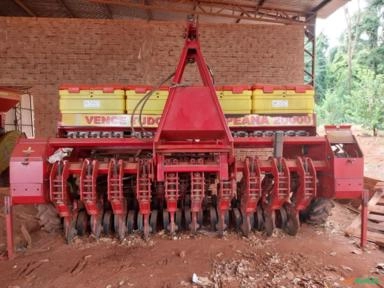 Semeadeira de Trigo Vence Tudo Pampeana Imagem Semeadeira de Trigo Vence Tudo Pampeana