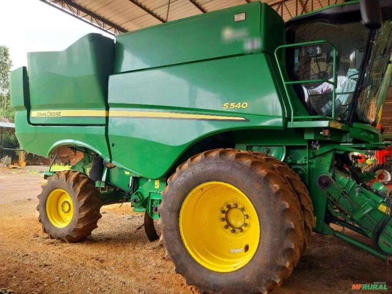 Colheitadeira John Deere S540 Imagem Colheitadeira John Deere S540