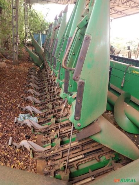 Imagem Colheitadeira John Deere S540 Imagem Colheitadeira John Deere S540