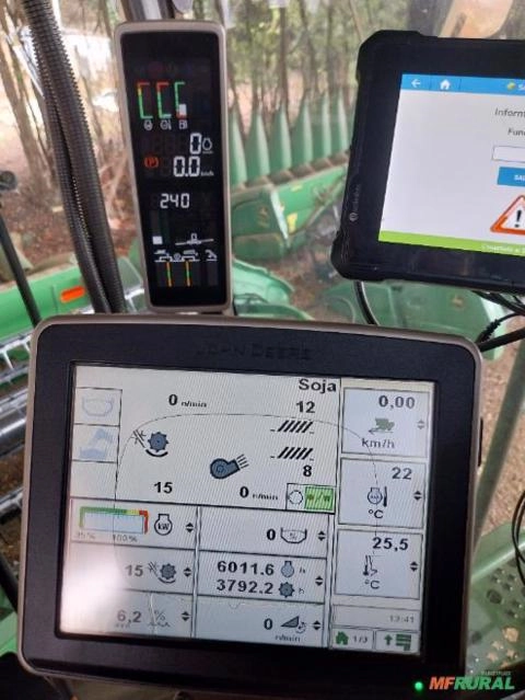 Imagem Colheitadeira John Deere S540 Imagem Colheitadeira John Deere S540