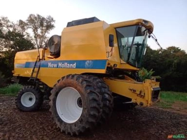 Colheitadeira New Holland TC 5090 Imagem Colheitadeira New Holland TC 5090