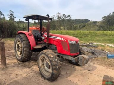 Trator Massey-Ferguson 4275 Imagem Trator Massey-Ferguson 4275