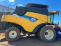 Colheitadeira New Holland CR 9060 Imagem Colheitadeira New Holland CR 9060