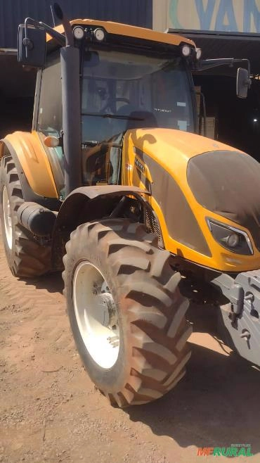 Trator Valtra/Valmet A134 HiTech (135Cvs) Imagem Trator Valtra/Valmet A134 HiTech (135Cvs)