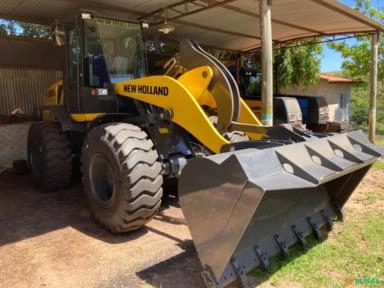 Pá Carregadeira New Holland W130B Ano: 2025 SEM USO Imagem Pá Carregadeira New Holland W130B Ano: 2025 SEM USO