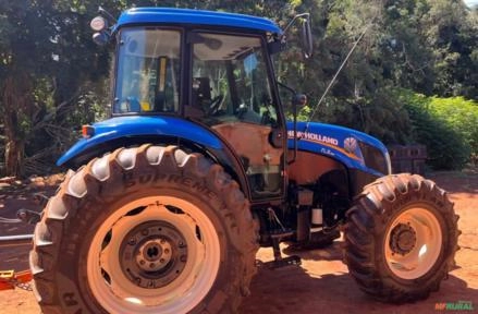 Trator New Holland TL5.90 (90Cvs) Imagem Trator New Holland TL5.90 (90Cvs)