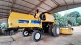 Colheitadeira New Holland TC5090 Imagem Colheitadeira New Holland TC5090
