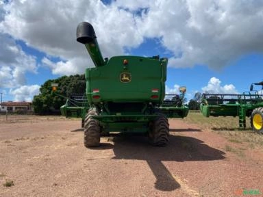 Colheitadeira John Deere S660 Imagem Colheitadeira John Deere S660