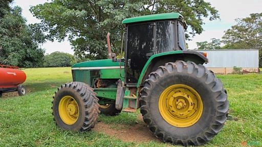 Trator John Deere 7500 Imagem Trator John Deere 7500