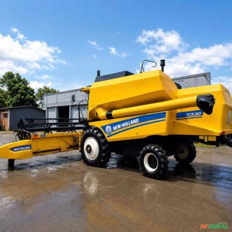 Colheitadeira New Holland TC5.90 Imagem Colheitadeira New Holland TC5.90