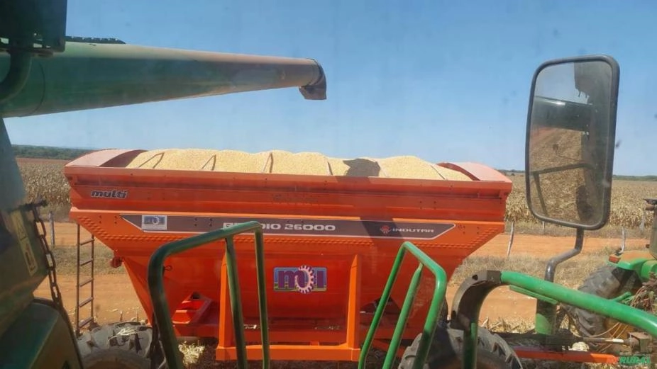 CARRETA GRANELEIRA Imagem CARRETA GRANELEIRA