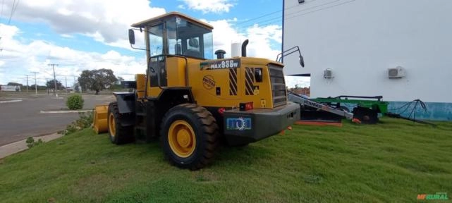 PÁ CARREGADEIRA Imagem PÁ CARREGADEIRA