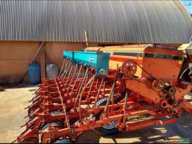 Semeadeira Semeato 9 Linhas Imagem Semeadeira Semeato 9 Linhas