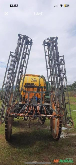 Kit de Pulverização com 36 Bicos e GPS Integrado Imagem Kit de Pulverização com 36 Bicos e GPS Integrado