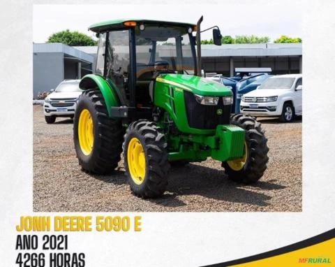 TRATOR JOHN DEERE 5090 - ANO 2021 - VERDE (4X4) USADO