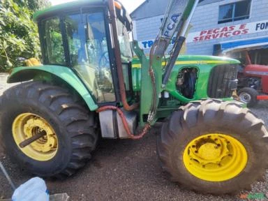 Trator John Deere 7515 ano 2007