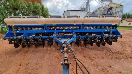 Plantadeira Semeato Land Master 15 X 50cm 2012 Imagem Plantadeira Semeato Land Master 15 X 50cm 2012