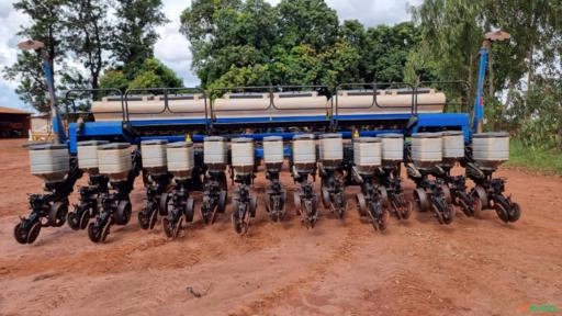 Imagem Plantadeira Semeato Land Master 15 X 50cm 2012 Imagem Plantadeira Semeato Land Master 15 X 50cm 2012