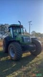 Trator Agrale BX 6180 4x4 ano 15 Imagem Trator Agrale BX 6180 4x4 ano 15