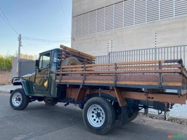 Toyota Bandeirantes 4x4