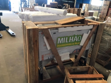 Maquina de descascar milho verde Imagem Maquina de descascar milho verde