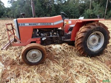 Trator Massey Ferguson 235 4x2 Imagem Trator Massey Ferguson 235 4x2