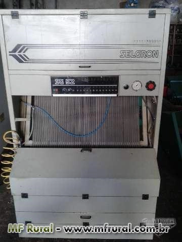 Selecionadora eletrônica para arroz e feijão Imagem Selecionadora eletrônica para arroz e feijão