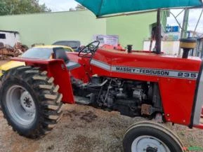 Trator Massey Ferguson 235 4x2 ano 80