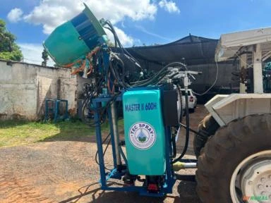 Imagem Pulverizador Master II 600 Hidráulica Imagem Pulverizador Master II 600 Hidráulica