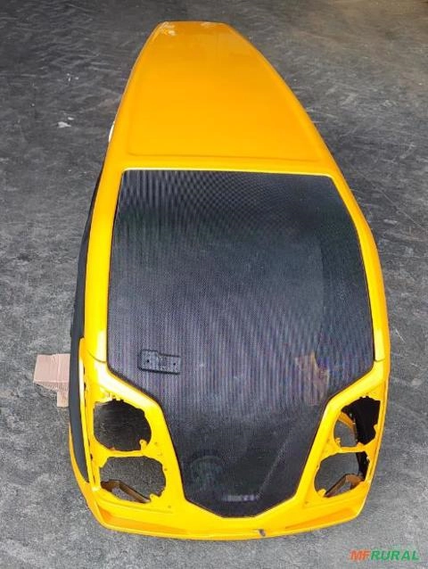 Imagem Capô para tratores Valtra linha BM 110/125 geração 3. Imagem Capô para tratores Valtra linha BM 110/125 geração 3.