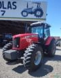 Trator Massey Ferguson MF 7180 cabinado. Imagem Trator Massey Ferguson MF 7180 cabinado.