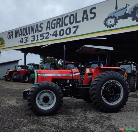 Trator Massey Ferguson MF 292 turbo. Imagem Trator Massey Ferguson MF 292 turbo.