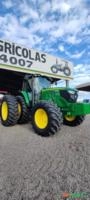 Trator John Deere 6210 M . Imagem Trator John Deere 6210 M .