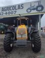 Trator Valtra BM 100 plataformado. Imagem Trator Valtra BM 100 plataformado.