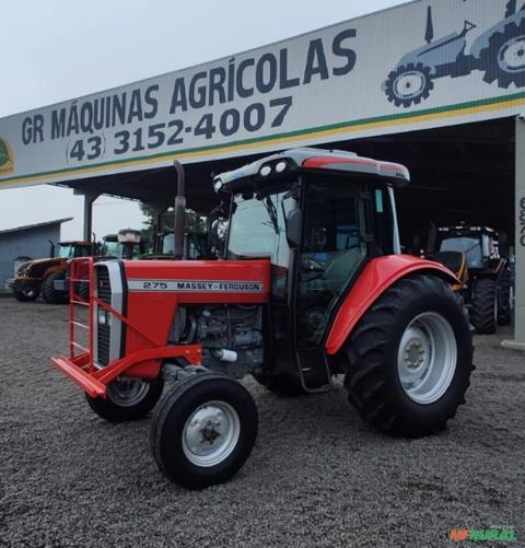 Trator Massey Ferguson MF 275 4x2 cabinado. Imagem Trator Massey Ferguson MF 275 4x2 cabinado.