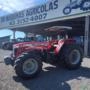 Trator Massey Ferguson MF 4292 HD plataformado. Imagem Trator Massey Ferguson MF 4292 HD plataformado.
