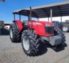Trator Massey Ferguson MF 4292 HD plataformado. Imagem Trator Massey Ferguson MF 4292 HD plataformado.