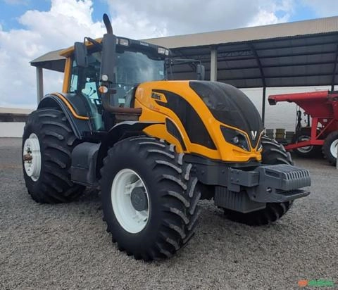 Trator Valtra BH 194 hitech ano 2021. Imagem Trator Valtra BH 194 hitech ano 2021.