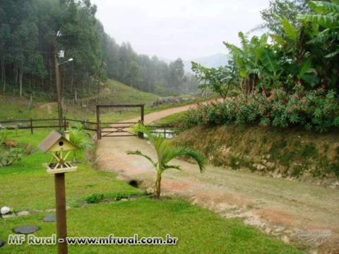 Pequena Fazenda com 47 hectares em Santa Catarina