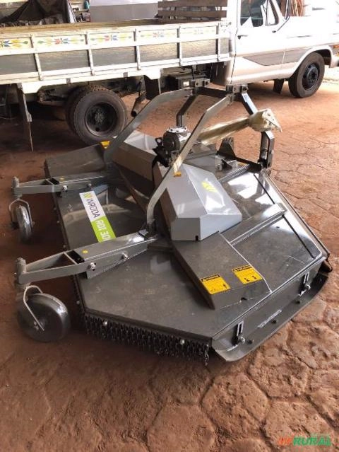 ROÇADEIRA HIDRÁULICA DUPLA INRODA 3 METROS Imagem ROÇADEIRA HIDRÁULICA DUPLA INRODA 3 METROS