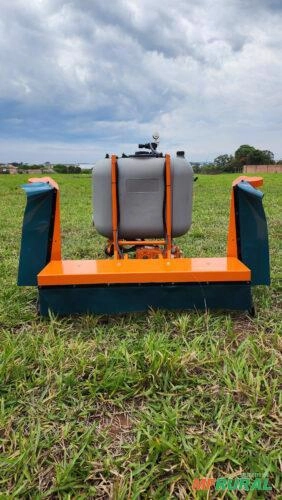 Pulverizador Herbicida 250 Litros - Agro Estilo Imagem Pulverizador Herbicida 250 Litros - Agro Estilo