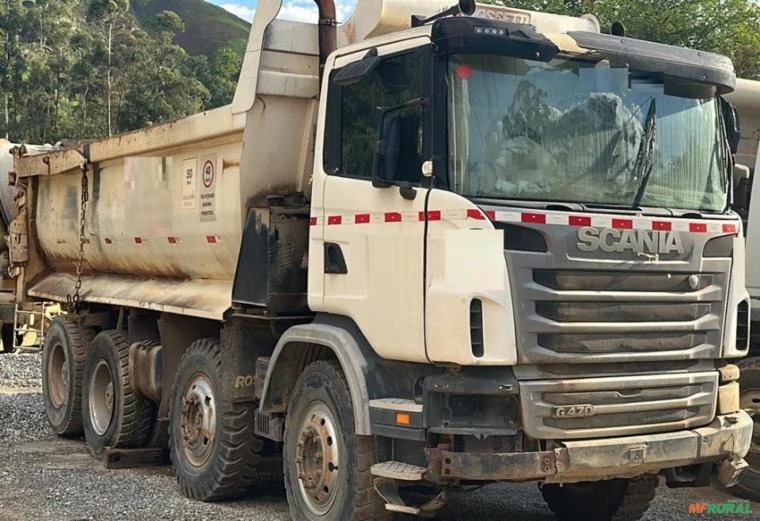 Caminhão Scania G 470 ano 11