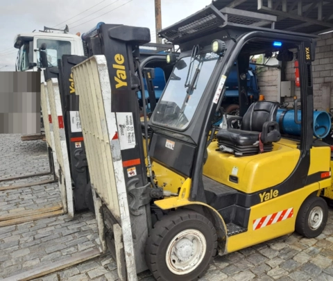 EMPILHADEIRA YALE, MODELO GP050VX, ANO 2018, ÚNICO DONO, NF DE ORIGEM, GLP, TORRE TRIPLEX, 14.000HS Imagem EMPILHADEIRA YALE, MODELO GP050VX, ANO 2018, ÚNICO DONO, NF DE ORIGEM, GLP, TORRE TRIPLEX, 14.000HS