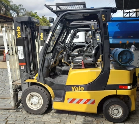Imagem EMPILHADEIRA YALE, MODELO GP050VX, ANO 2018, ÚNICO DONO, NF DE ORIGEM, GLP, TORRE TRIPLEX, 14.000HS Imagem EMPILHADEIRA YALE, MODELO GP050VX, ANO 2018, ÚNICO DONO, NF DE ORIGEM, GLP, TORRE TRIPLEX, 14.000HS