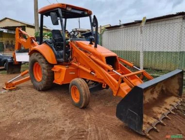 RETROESCAVADEIRA MARCA FIATALLIS, MODELO FB80 4X2, ANO 2000