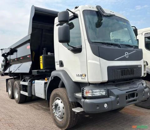 CAMINHÃO VOLVO, MODELO VMX360 6X4, ANO 2023/2024, ZERO, SEM USO, BÁSCULA MORUMBI DE 14M³