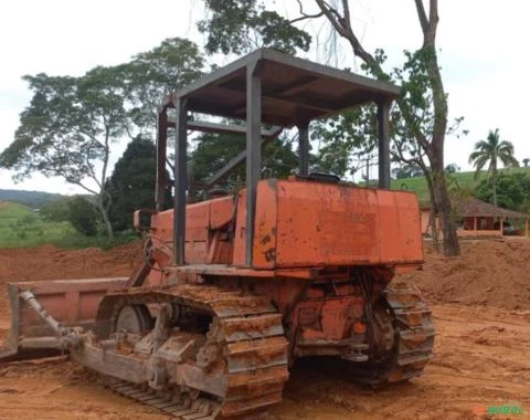 TRATOR DE ESTEIRAS FIATALLIS 7D ANO 1990, RODANTE NOVO, EMBREAGEM, TRABALHANDO EM PERFEITO ESTADO